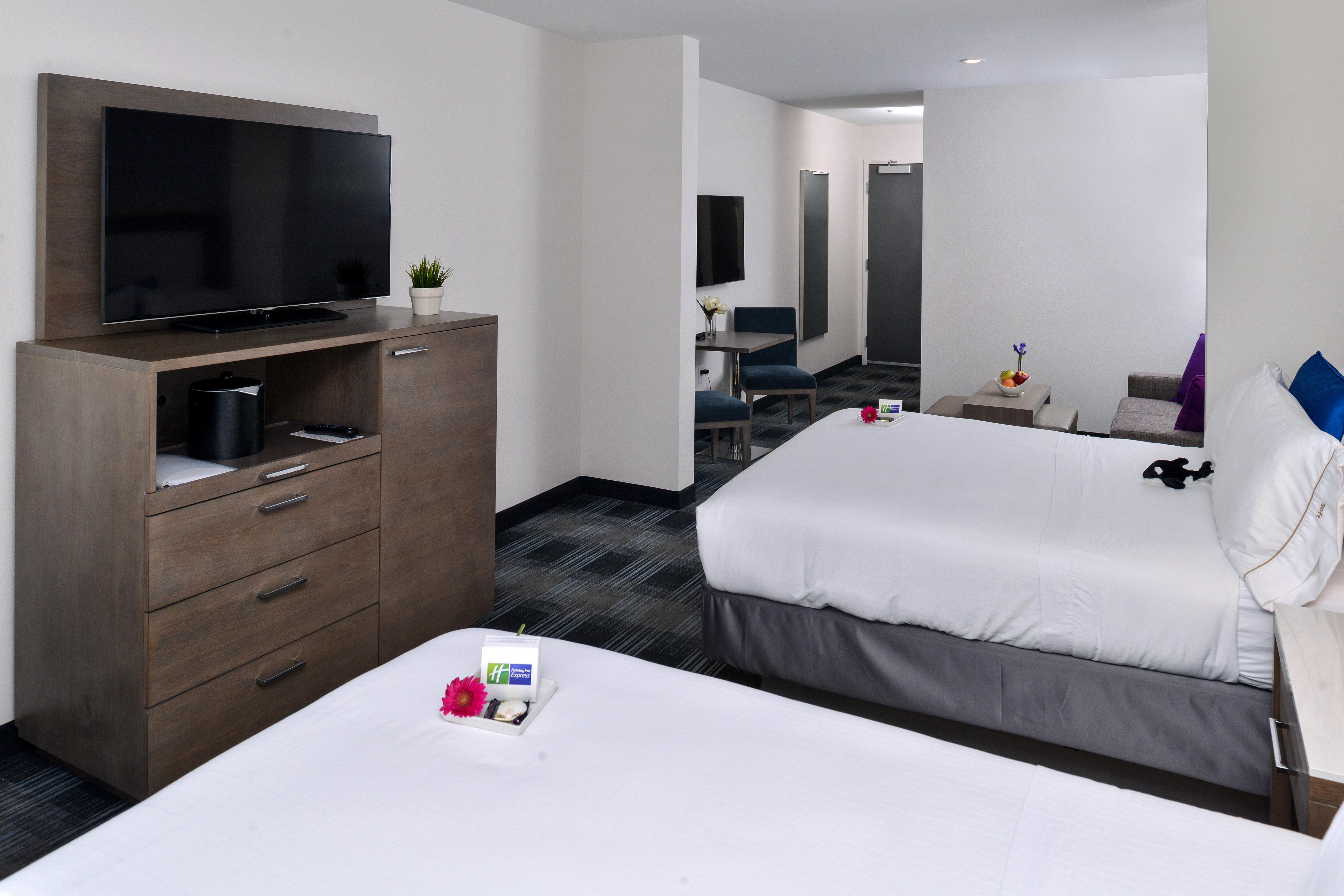 Holiday Inn Express & Suites San Diego - Mission Valley By Ihg Екстериор снимка