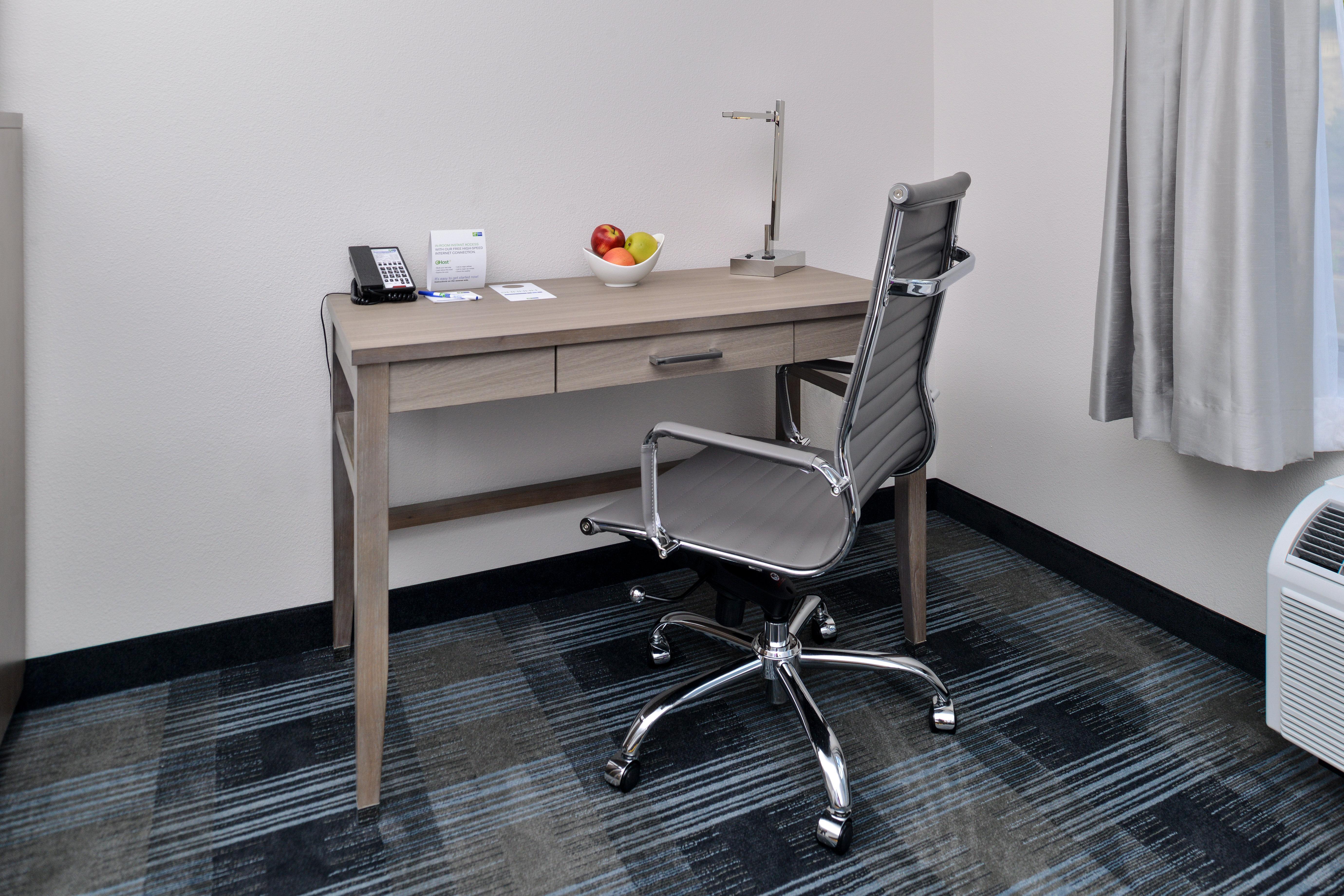 Holiday Inn Express & Suites San Diego - Mission Valley By Ihg Екстериор снимка